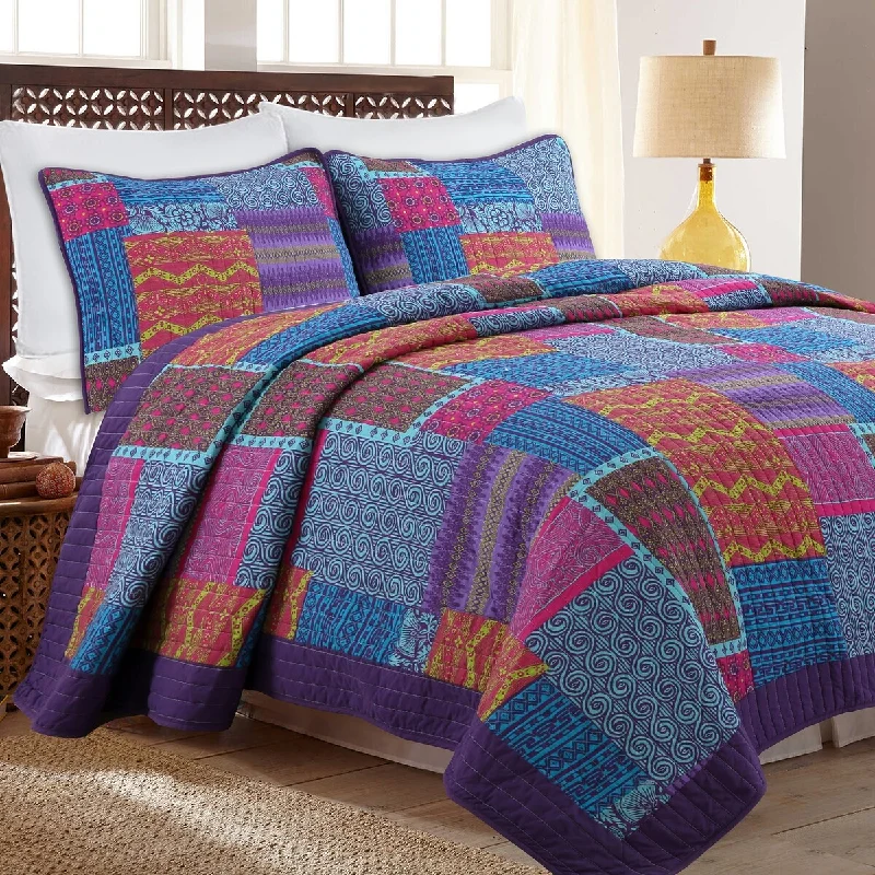 Cozy Line Aldiana 3-Piece Purple Patchwork Reversible Cotton Quilt Bedding Set