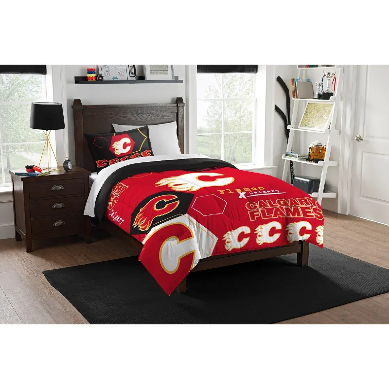 NHL 862 Flames Hexagon Twin Comforter Set