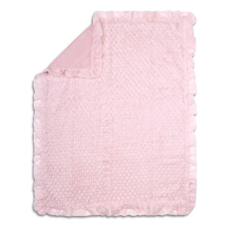 The Peanut Shell Arianna Plush Blanket.