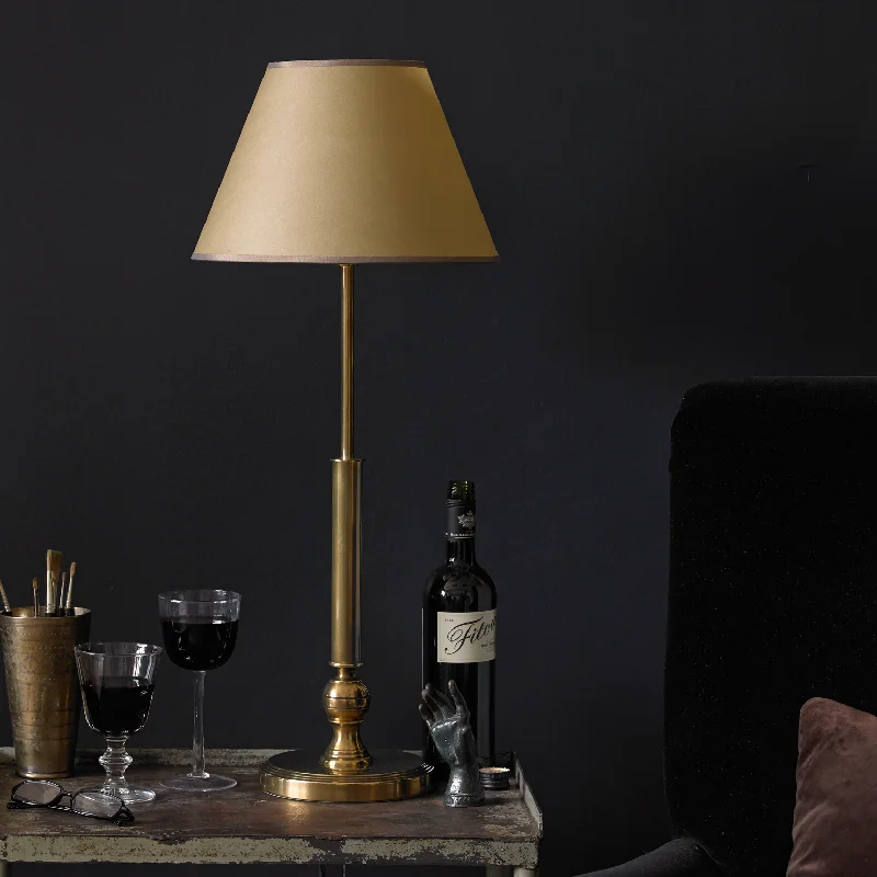 Cuthbert table lamp in brass