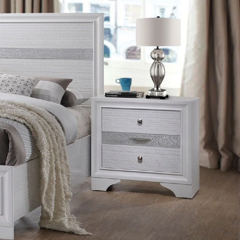 Naima Nightstand in White,High quality and durable, simple atmosphere